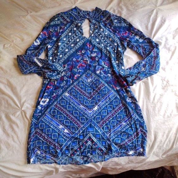 Express cobalt blue floral print key hole long sleeve dress size S - Picture 8 of 8